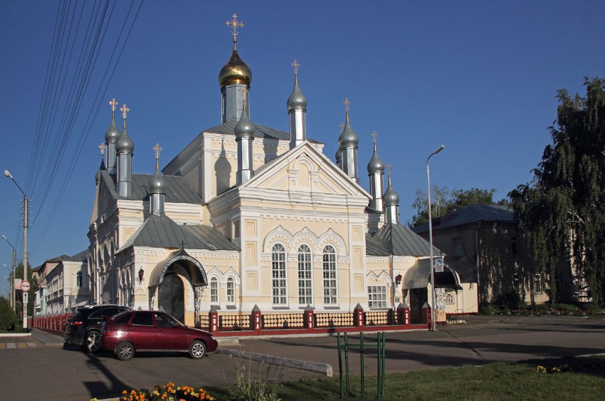 Инсар. Свято-Ольгинский женский монастырь. Церковь Ольги равноапостольной. фасады