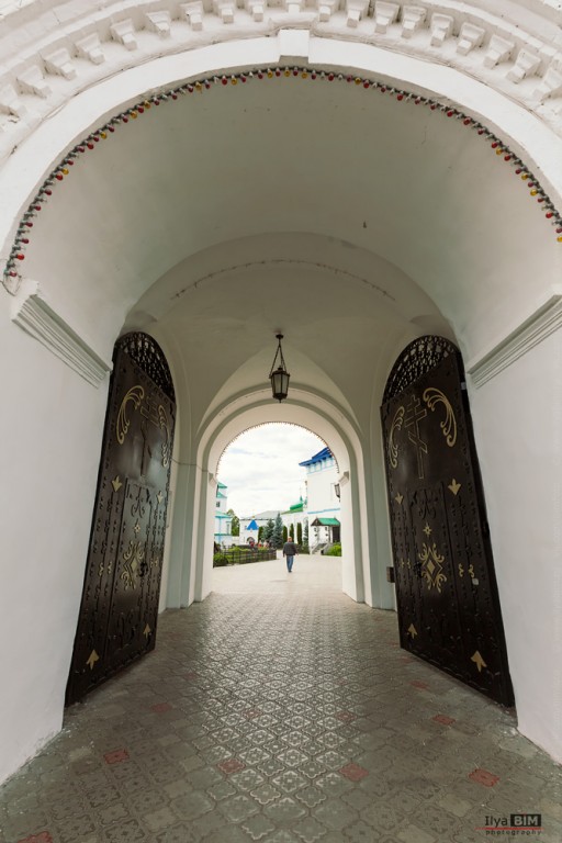 Раифский Богородицкий монастырь. Церковь Михаила Архангела в колокольне, Раифа (Зеленодольский район, Республика Татарстан). архитектурные детали
