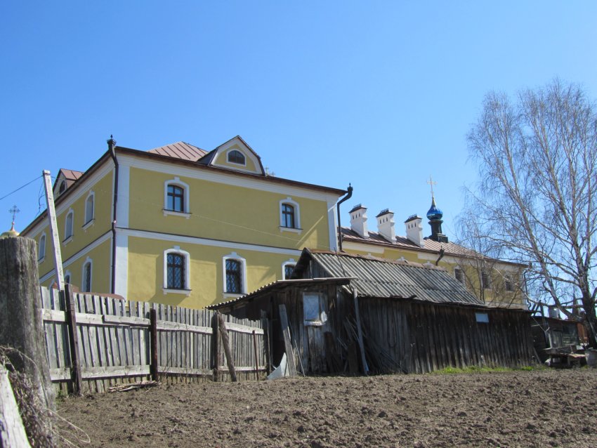Иоанно-Богословский монастырь. Церковь Бориса и Глеба в Новом братском корпусе, Пощупово (Рыбновский район, Рязанская область). фасады, вид с северо-запада