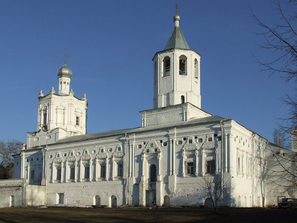 Солотча. Рождество-Богородицкий монастырь. Церковь Сошествия Святого Духа. фасады