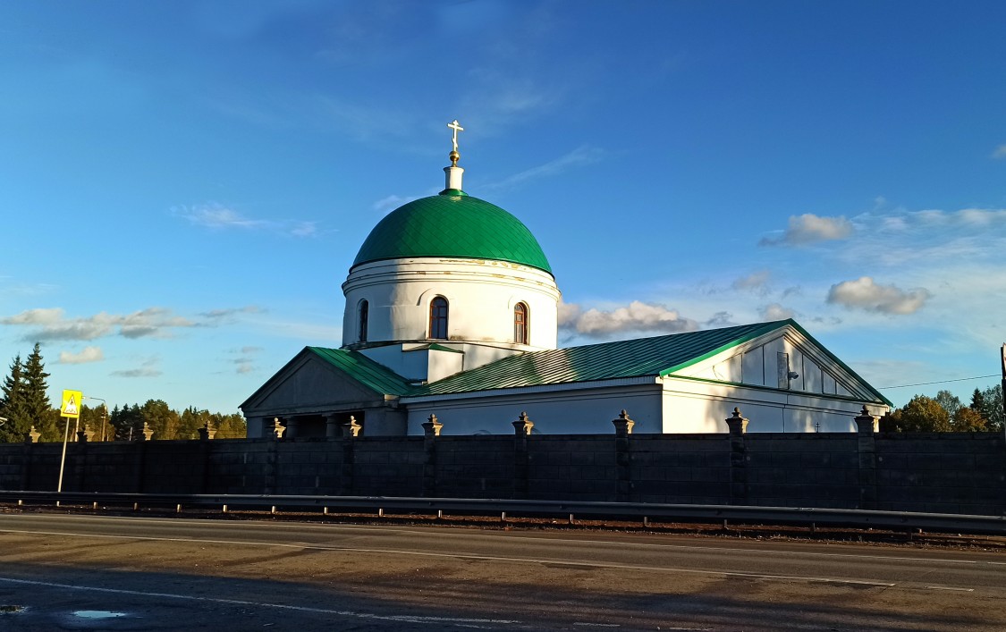 Быдреевка. Церковь Воздвижения Креста Господня. фасады