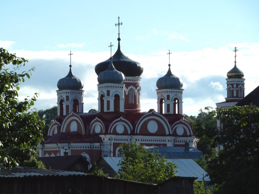 Собор Смоленской иконы Божией Матери, Козьмодемьянск (Козьмодемьянск, город, Республика Марий Эл). дополнительная информация, Вид с улицы Республиканской