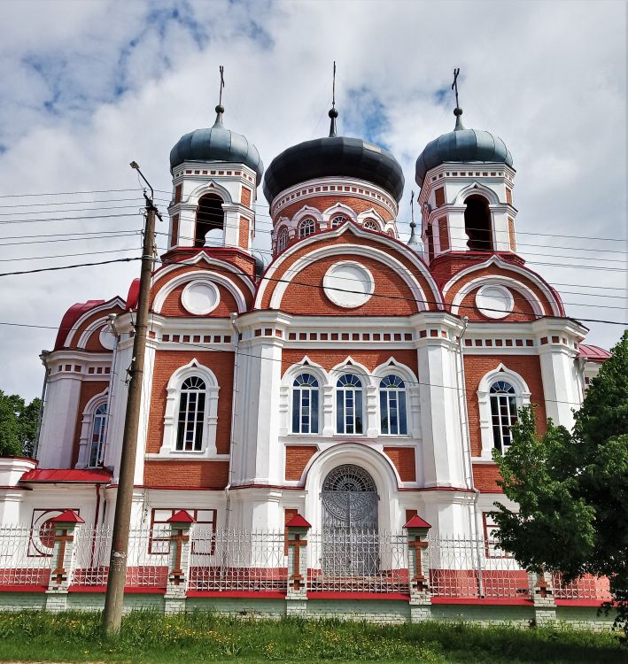 Собор Смоленской иконы Божией Матери, Козьмодемьянск (Козьмодемьянск, город, Республика Марий Эл). фасады
