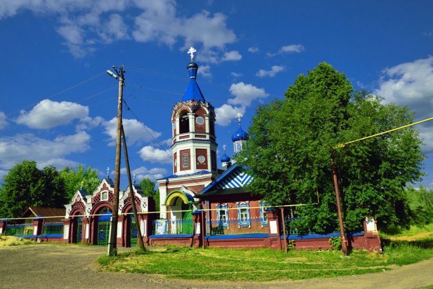 Кузнецово. Церковь Петра и Павла. фасады