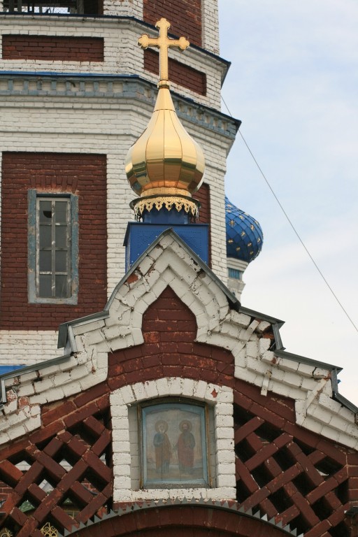 Церковь Петра и Павла, Кузнецово (Горномарийский район, Республика Марий Эл). дополнительная информация, Главка церковной ограды