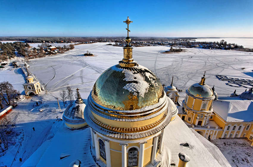 Столобный, остров (озеро Селигер). Нило-Столобенская пустынь. Собор Богоявления Господня. архитектурные детали