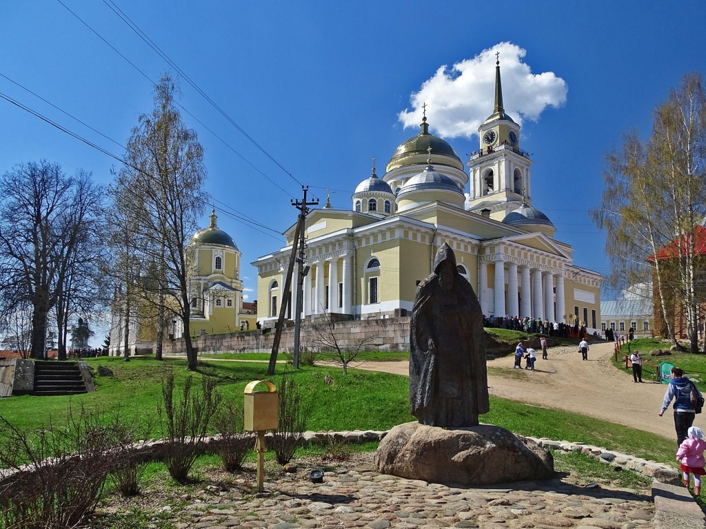 Нило-Столобенская пустынь. Собор Богоявления Господня, Столобный, остров (озеро Селигер) (Осташковский городской округ, Тверская область). дополнительная информация