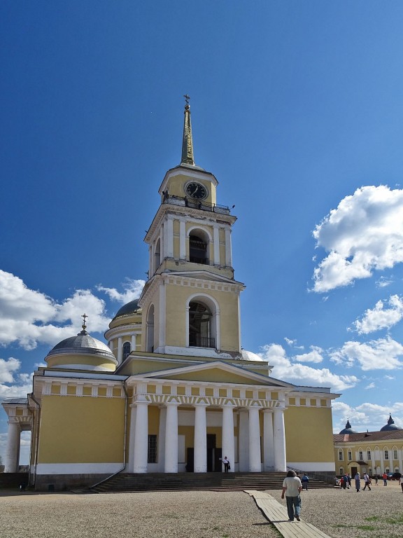 Столобный, остров (озеро Селигер). Нило-Столобенская пустынь. Собор Богоявления Господня. архитектурные детали