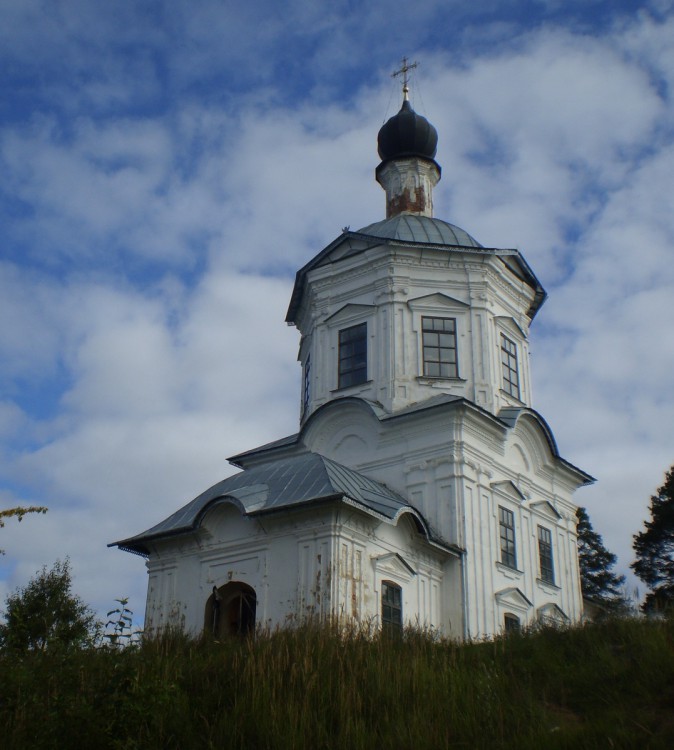 Столобный, остров (озеро Селигер). Нило-Столобенская пустынь. Церковь Воздвижения Креста Господня. фасады