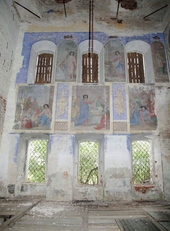 Церковь Илии Пророка, Ильинское (Борисоглебский район, Ярославская область). интерьер и убранство