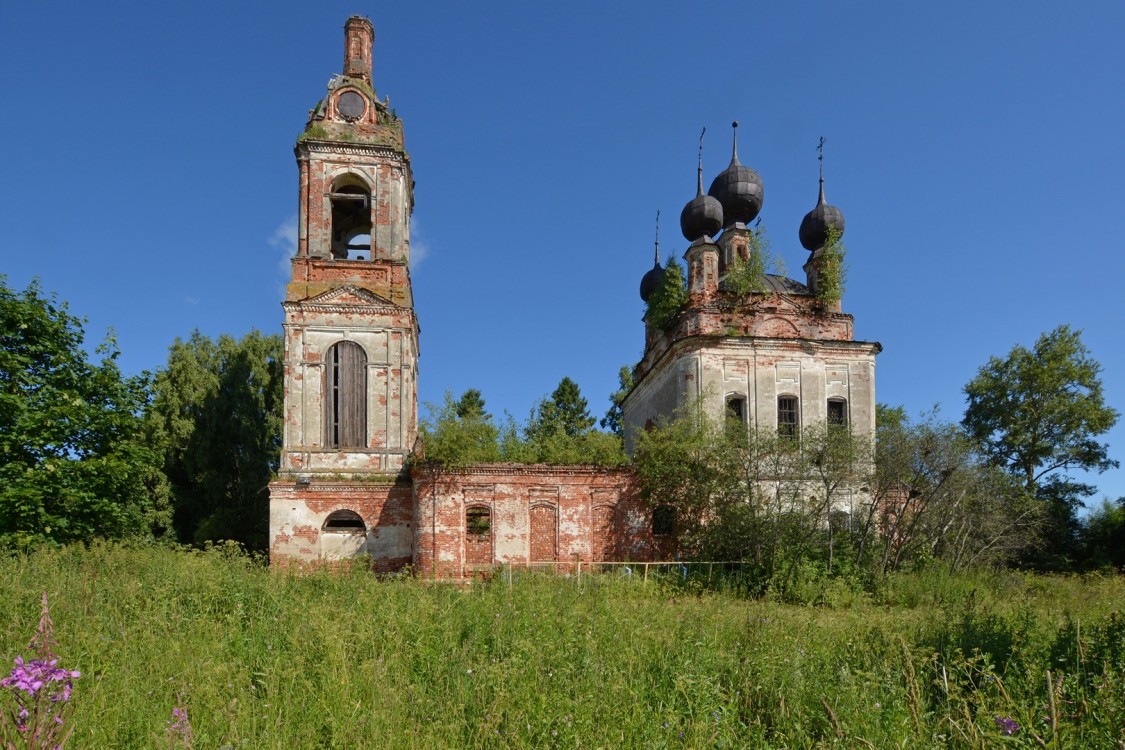 Ильинское. Церковь Илии Пророка. фасады, Вид с юго-востока