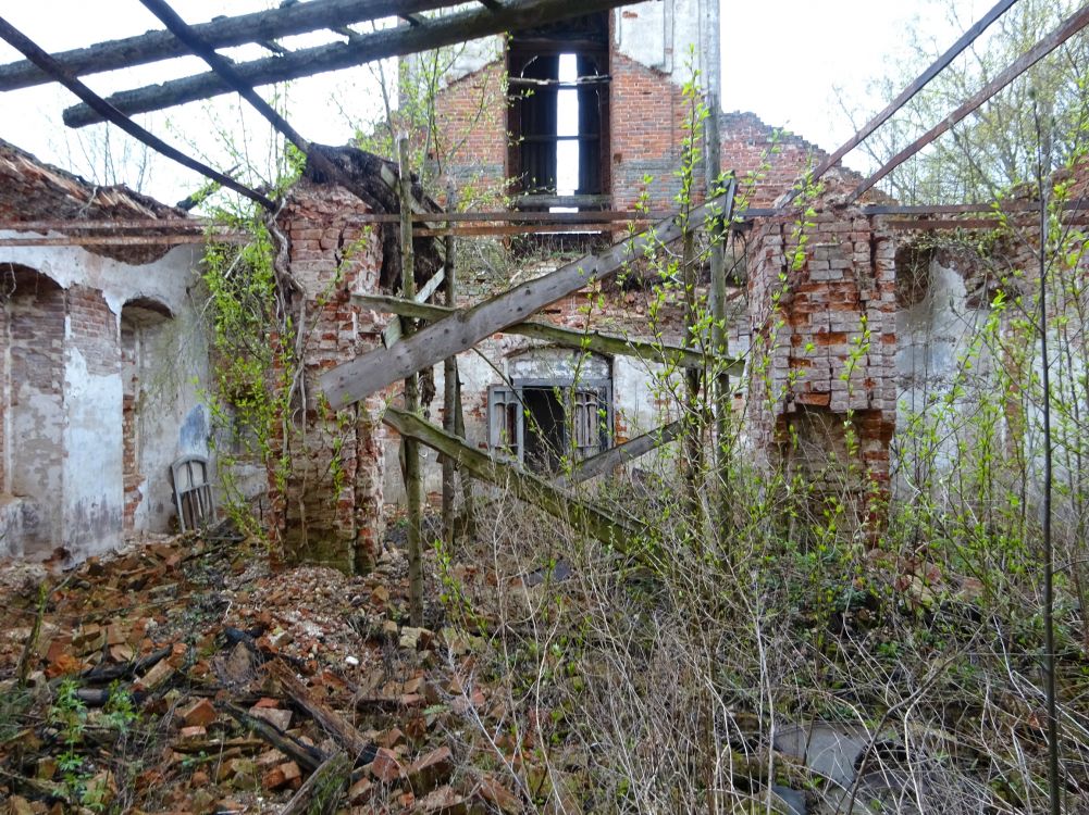 Церковь Илии Пророка, Ильинское (Борисоглебский район, Ярославская область). интерьер и убранство