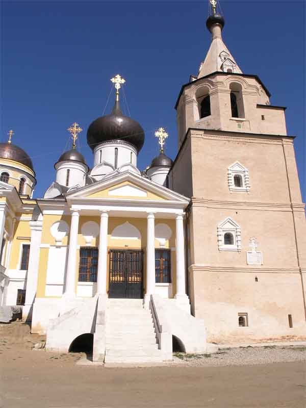 Старица. Старицкий Успенский мужской монастырь. Собор Успения Пресвятой Богородицы. фасады, 		      