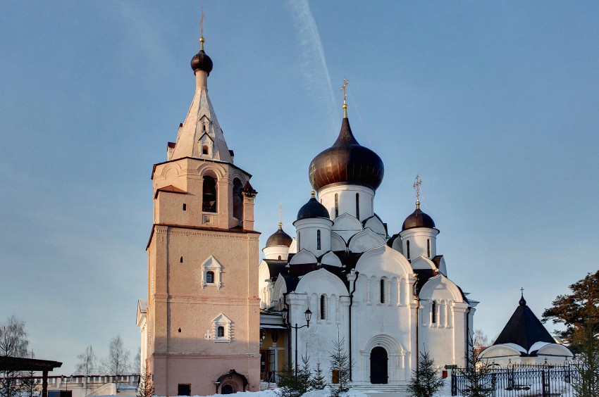 Старицкий Успенский мужской монастырь. Собор Успения Пресвятой Богородицы, Старица (Старицкий район, Тверская область). фасады