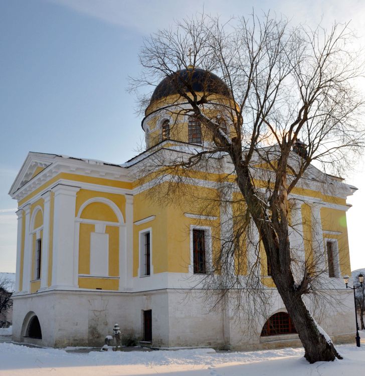 Старицкий Успенский мужской монастырь. Собор Троицы Живоначальной, Старица (Старицкий район, Тверская область). фасады