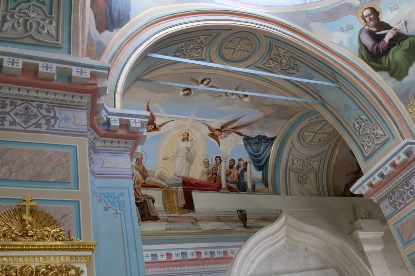 Старицкий Успенский мужской монастырь. Собор Троицы Живоначальной, Старица (Старицкий район, Тверская область). интерьер и убранство
