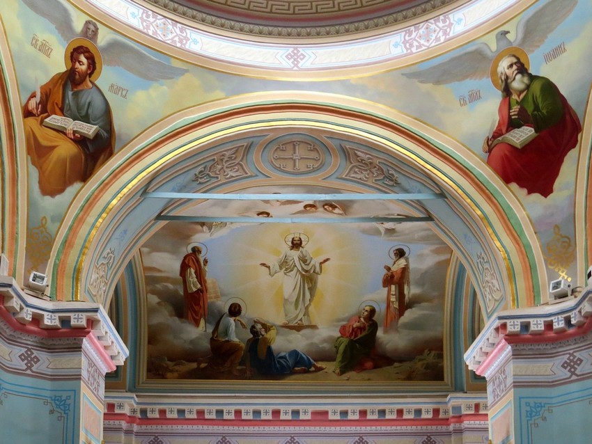 Старицкий Успенский мужской монастырь. Собор Троицы Живоначальной, Старица (Старицкий район, Тверская область). интерьер и убранство