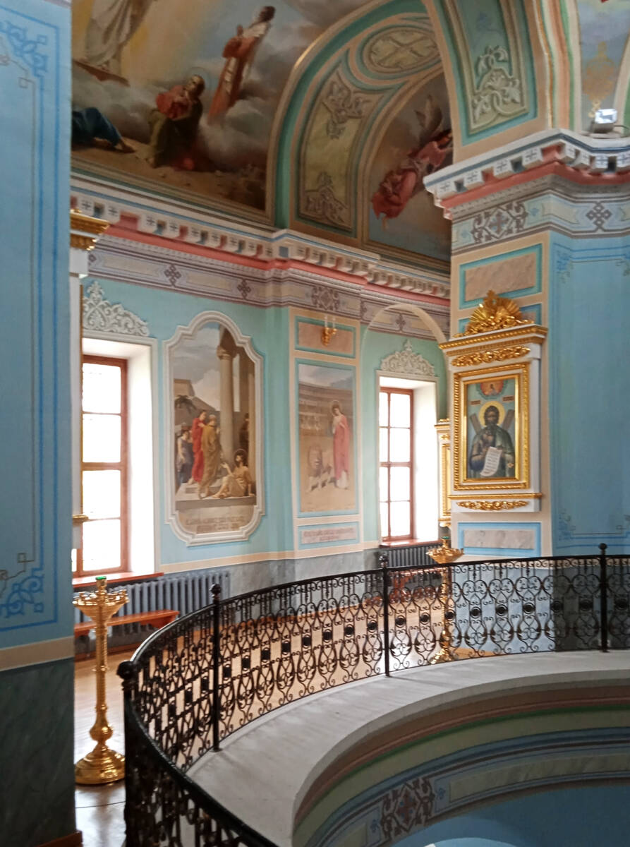 Старицкий Успенский мужской монастырь. Собор Троицы Живоначальной, Старица (Старицкий район, Тверская область). интерьер и убранство