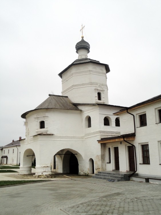 Старицкий Успенский мужской монастырь. Церковь Иоанна Богослова, Старица (Старицкий район, Тверская область). фасады