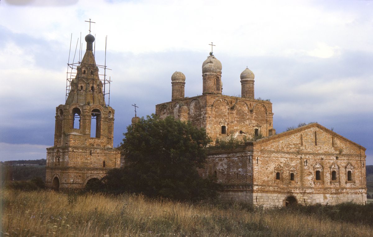 фасады. Богородице-Рождественский Анастасов монастырь. Собор Рождества Пресвятой Богородицы, Анастасово (Одоевский район, Тульская область)