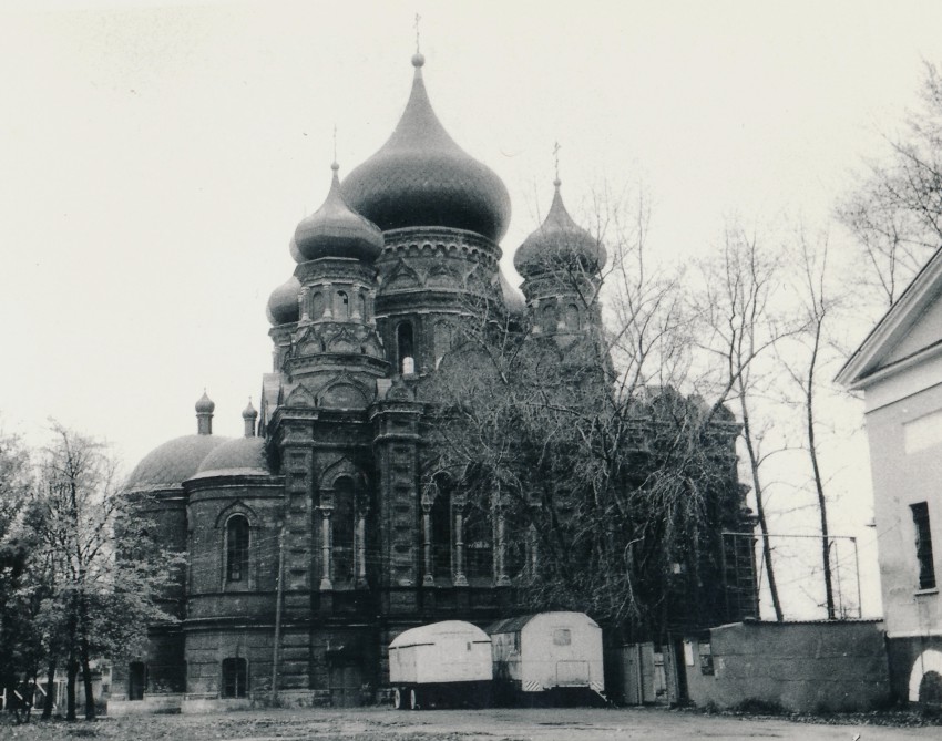 Тула. Успенский монастырь. Кафедральный собор Успения Пресвятой Богородицы. фасады