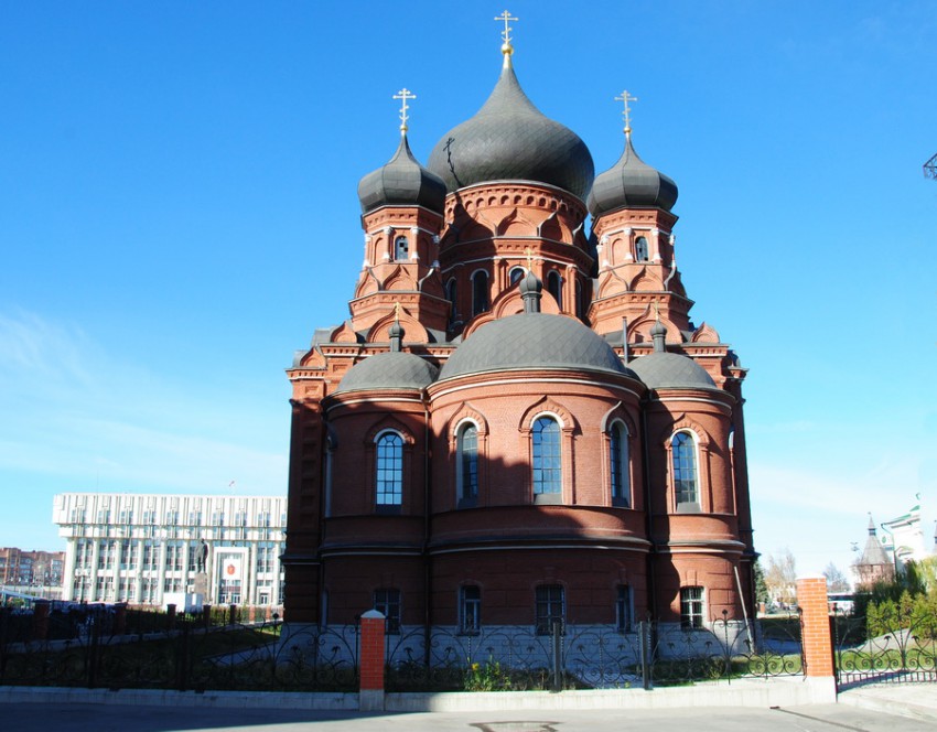 Тула. Успенский монастырь. Кафедральный собор Успения Пресвятой Богородицы. фасады, Вид с востока