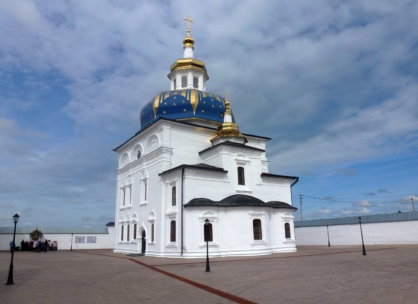 Абалак. Абалакский Знаменский монастырь. Церковь иконы Божией Матери 