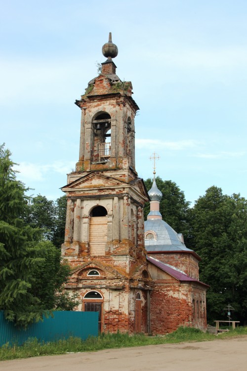 Протасьево. Церковь Флора и Лавра. фасады