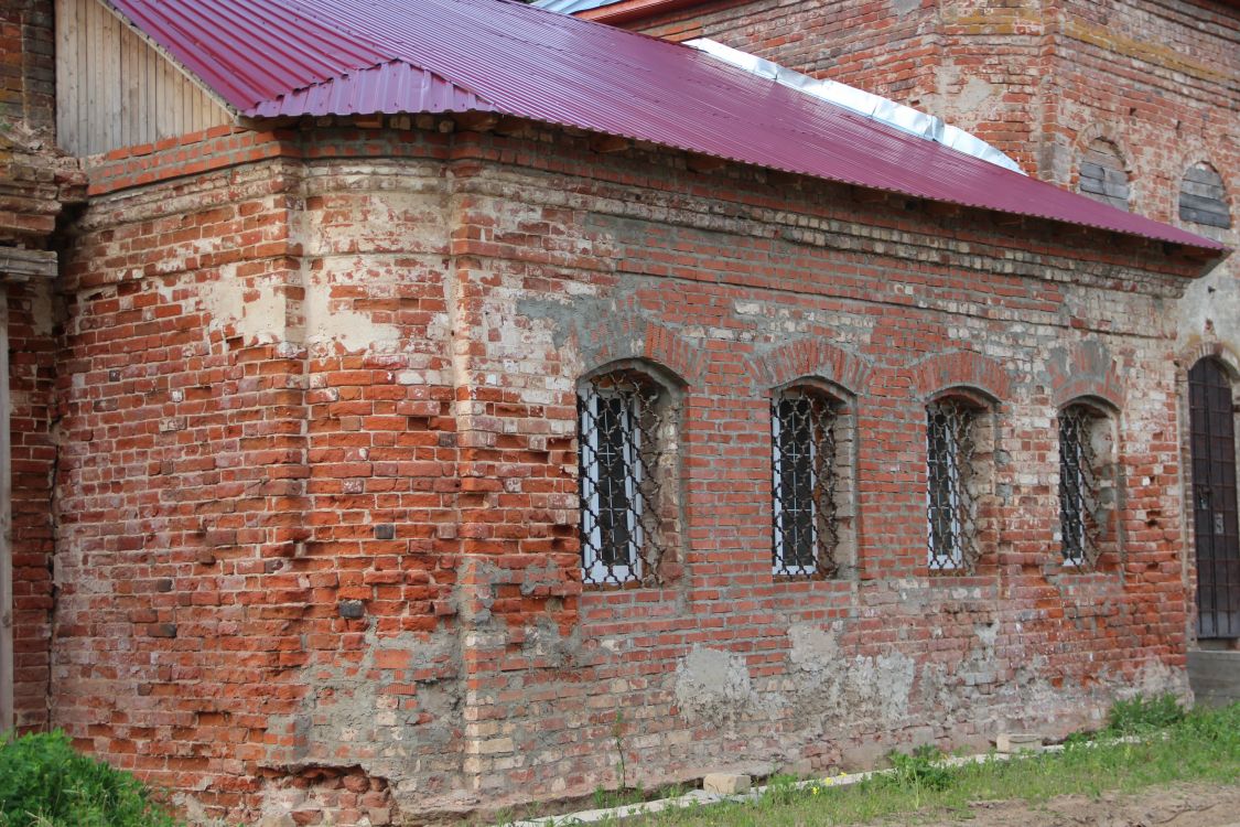 Церковь Флора и Лавра, Протасьево (Борисоглебский район, Ярославская область). архитектурные детали