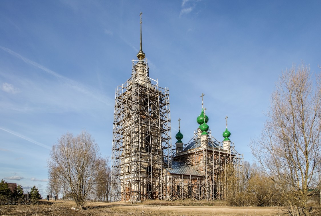 Переславцево. Церковь Троицы Живоначальной. фасады