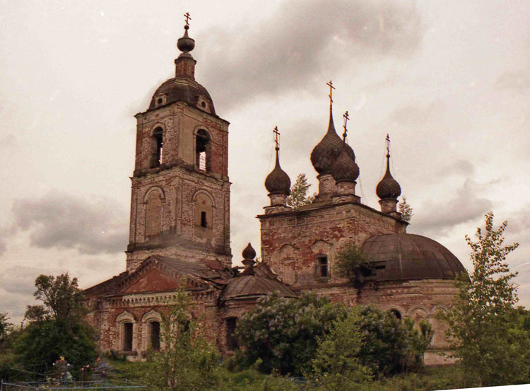 Щурово. Церковь Благовещения Пресвятой Богородицы. фасады, В настоящее время этот Храм восстанавливается. Настоятель - Отец Александр.