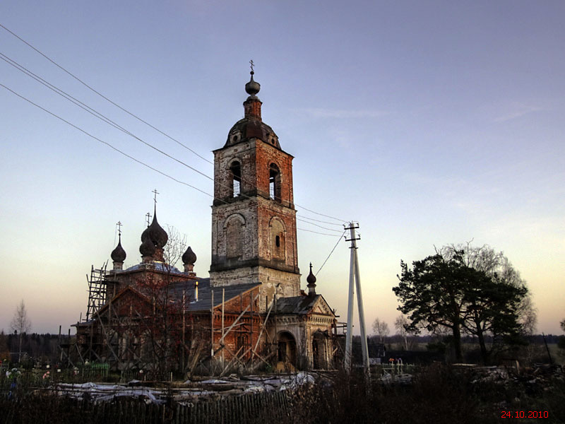 Щурово. Церковь Благовещения Пресвятой Богородицы. фасады