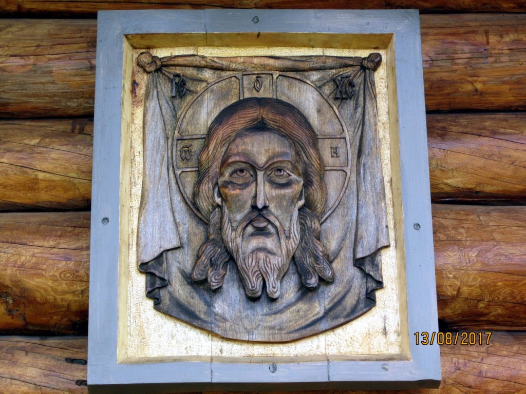 Спасо-Преображенский Соловецкий монастырь. Часовня Богоявления Господня, Соловецкий (Соловецкий район, Архангельская область). дополнительная информация, Образ Спасителя над входом в Богоявленскую часовню.