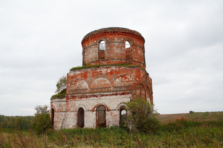 Церковь Троицы Живоначальной, Колпенка, урочище (Сосновский район, Нижегородская область). фасады