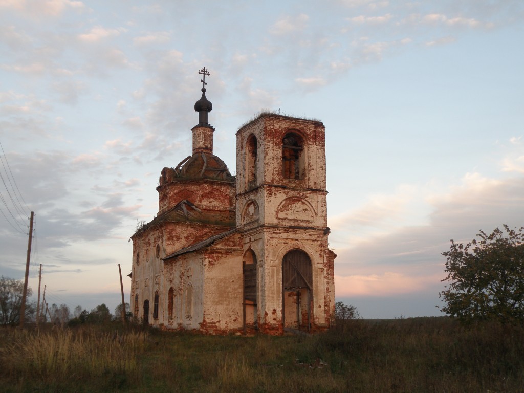 Церковь Михаила Архангела, Чуварлей-Майдан (Ардатовский район, Нижегородская область). фасады