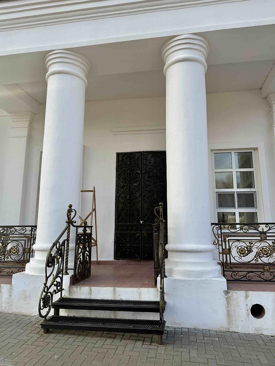 архитектурные детали. Церковь иконы Божией Матери "Знамение", Студенец, урочище (Сосновский район, Нижегородская область)