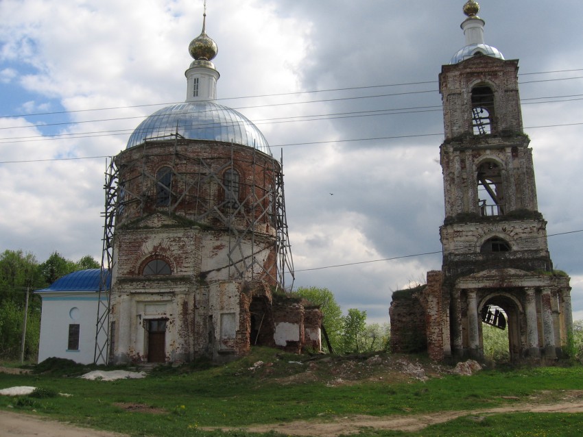Церковь Троицы Живоначальной, Яковцево (Вачский район, Нижегородская область). фасады