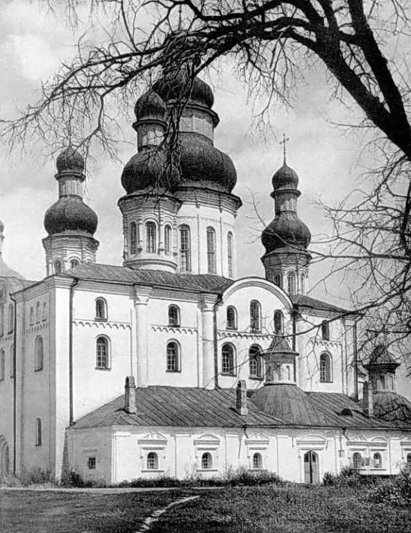 Чернигов. Успенский Елецкий женский монастырь. Собор Успения Пресвятой Богородицы. архивная фотография, Общий вид Успенского собора Елецкого монастыря, 1966 г. Источник: «История украинского искусства». – К.: Наукова думка, 1966 г., т. 1