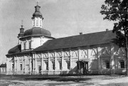 Троице-Ильинский монастырь. Церковь Введения во храм Пресвятой Богородицы, Трапезная Троицкого монастыря (1677-1679 г.г.). Источник: Логвин Г.Н. «По Украине», изд. «Искусство», 1968 г.<br>, Чернигов, Черниговский район, Украина, Черниговская область