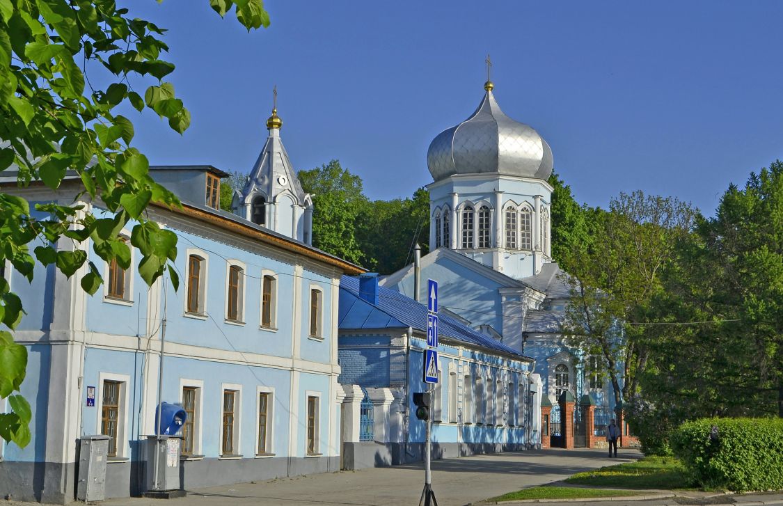 Церковь Никиты мученика на Никитском кладбище, Курск (Курск, город, Курская область). общий вид в ландшафте