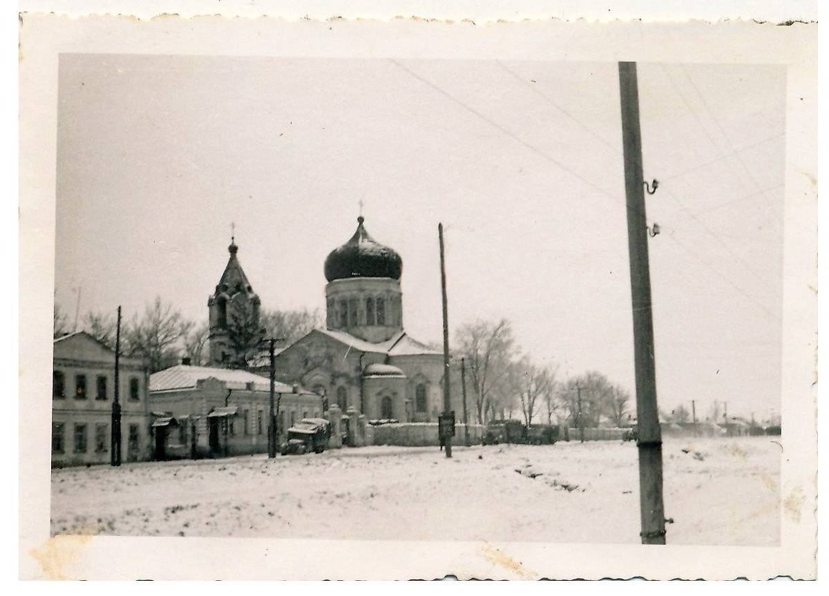 Фото 1942 г. с аукциона e-bay.de, архивная фотография. Церковь Никиты мученика на Никитском кладбище, Курск (Курск, город, Курская область)