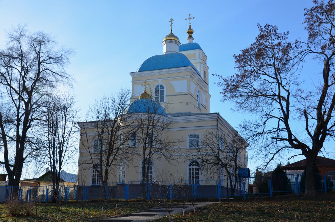 Курск. Церковь Иоанна Богослова у парка Дзержинского. фасады