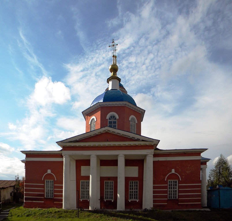 Курск. Церковь Михаила Архангела. фасады
