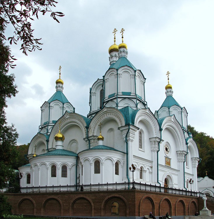 Святогорск. Успенская Святогорская лавра. Собор Успения Пресвятой Богородицы. фасады