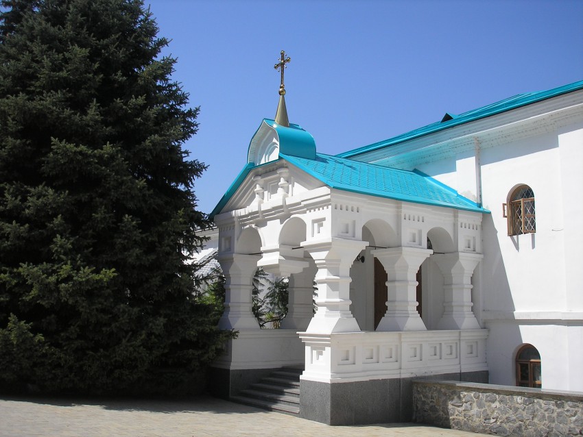 Святогорск. Успенская Святогорская лавра. Церковь Покрова Пресвятой Богородицы. архитектурные детали