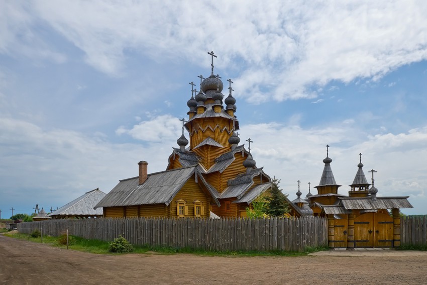 Татьяновка. Успенская Святогорская лавра. Всехсвятский скит. общий вид в ландшафте