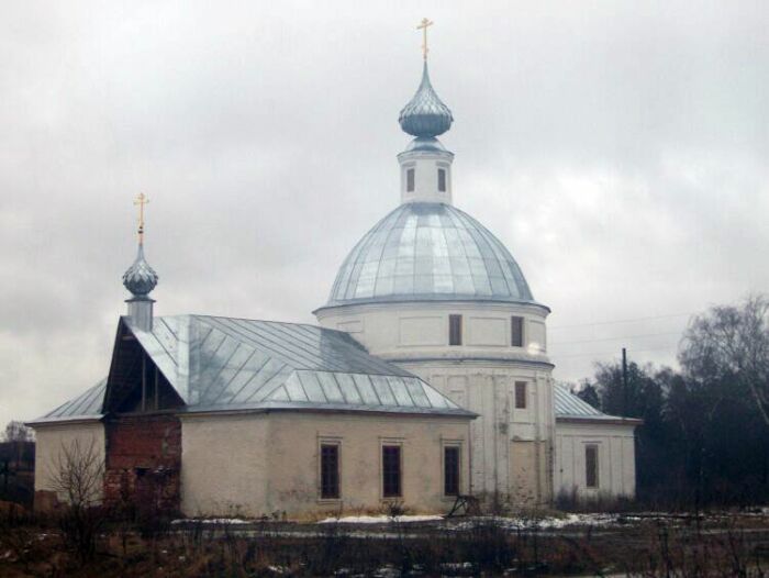 Церковь Спаса Нерукотворного Образа, Есиплево (Заволжский район, Ивановская область). общий вид в ландшафте
