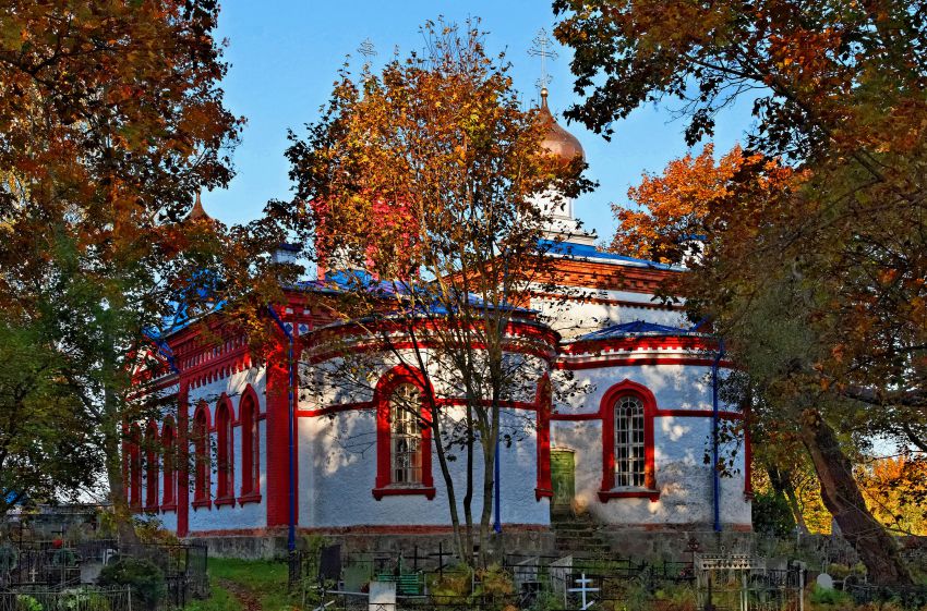Печки. Церковь Георгия Победоносца (Спаса Преображения). фасады