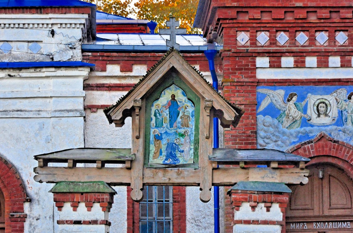 Церковь Георгия Победоносца (Преображения Господня), Печки (Печорский район, Псковская область). архитектурные детали