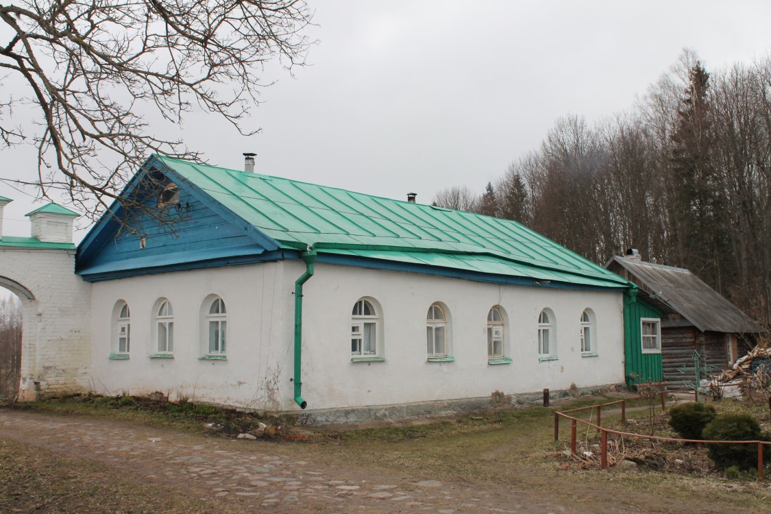 Введенский монастырь, Владимирец (Островский район, Псковская область). дополнительная информация, Дом притча